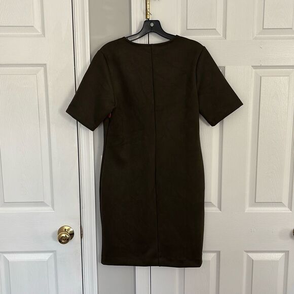 Spanx Faux Suede Column Dress in a utility green color size medium - Picture 4 of 5